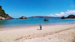 pantai pasir merica lombok tengah