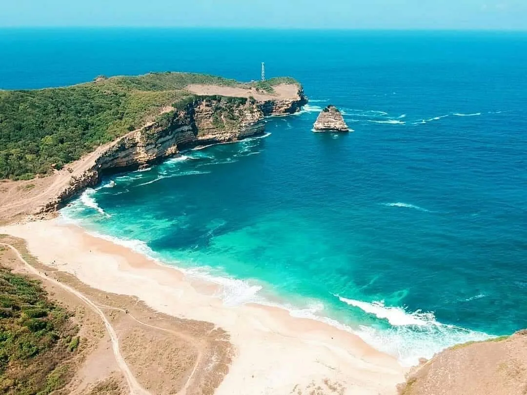 Pantai Bilasayak Taman Nasional Unik